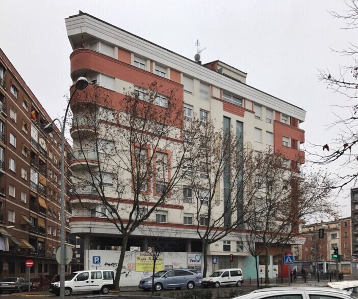 Avenida Juan Carlos i, I 64, Talavera de la Reina, Toledo à vendre - Photo de l’immeuble – Image 2 sur 2