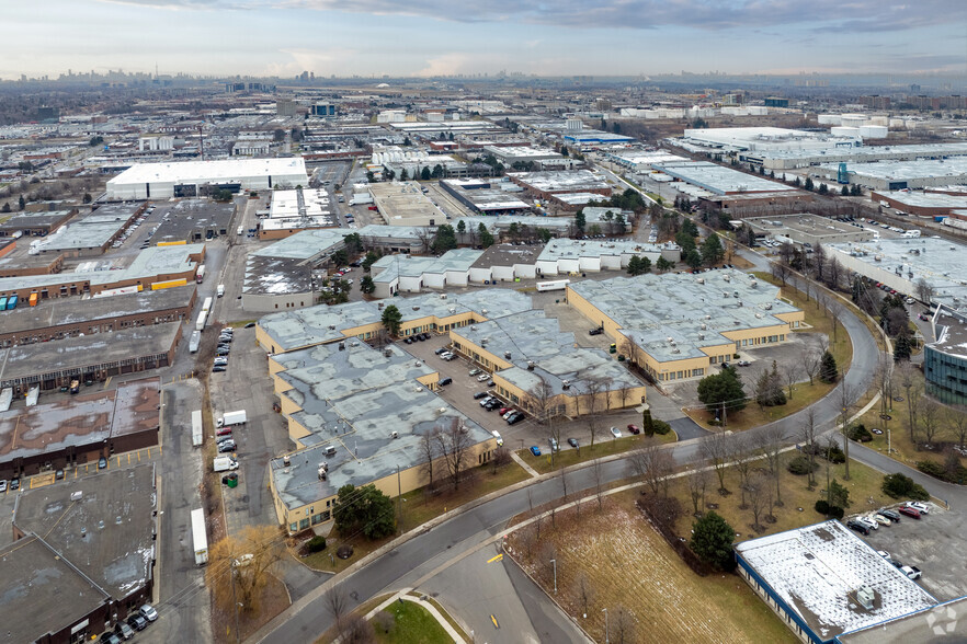 1655-1721 Flint Rd, Toronto, ON à louer - Aérien – Image 3 sur 3