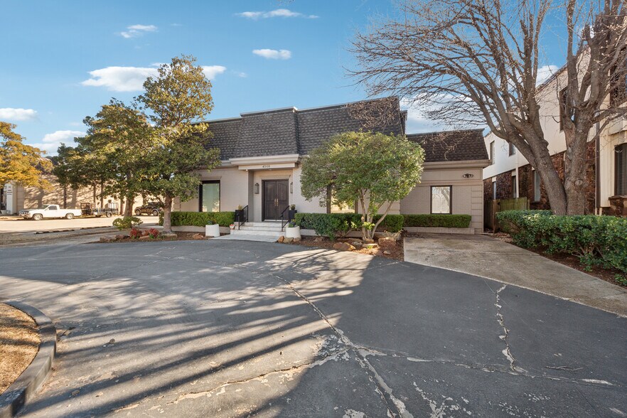 4508 N Classen Blvd, Oklahoma City, OK à vendre - Photo de l’immeuble – Image 1 sur 14