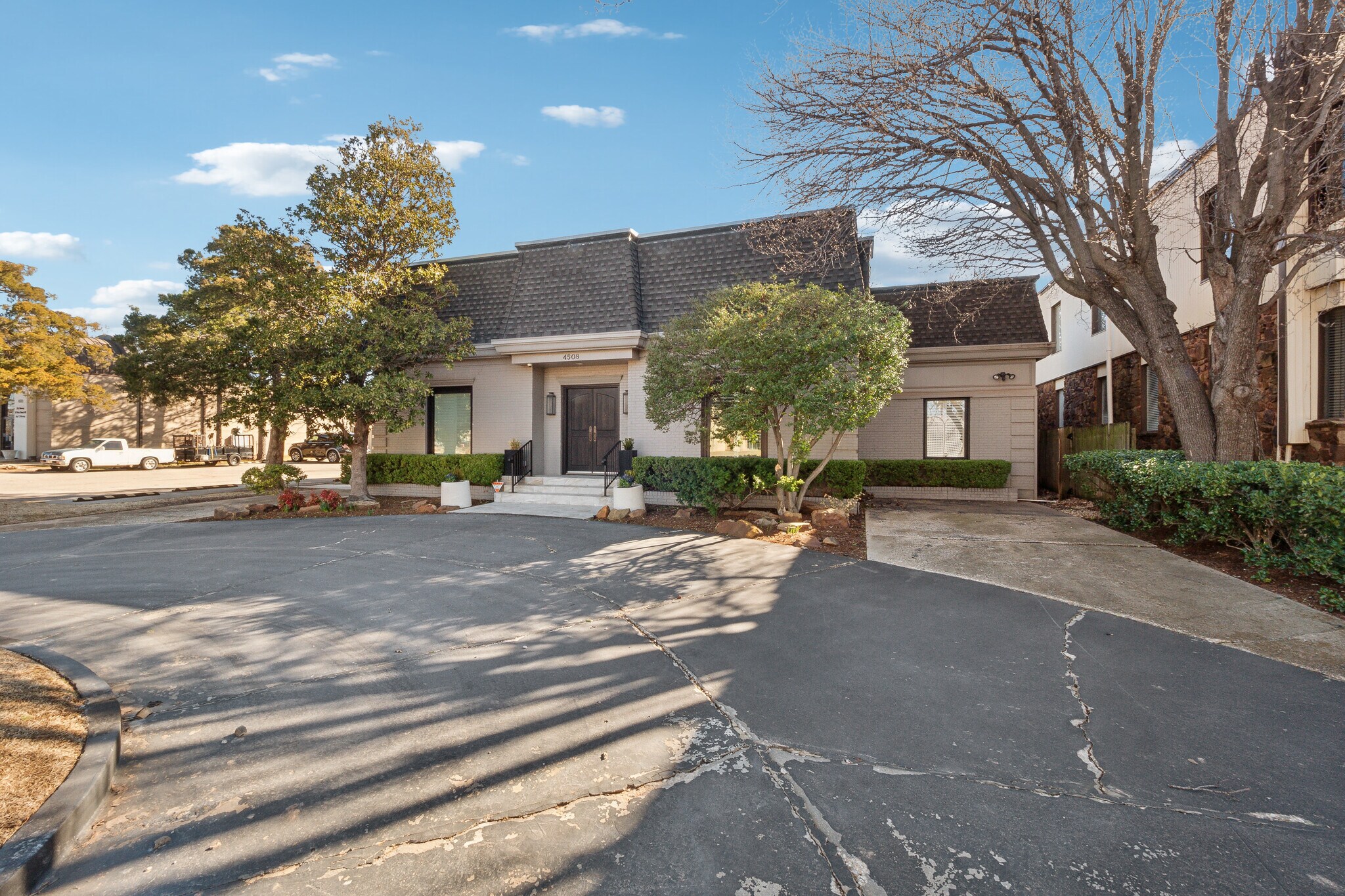 4508 N Classen Blvd, Oklahoma City, OK à vendre Photo de l’immeuble– Image 1 sur 15