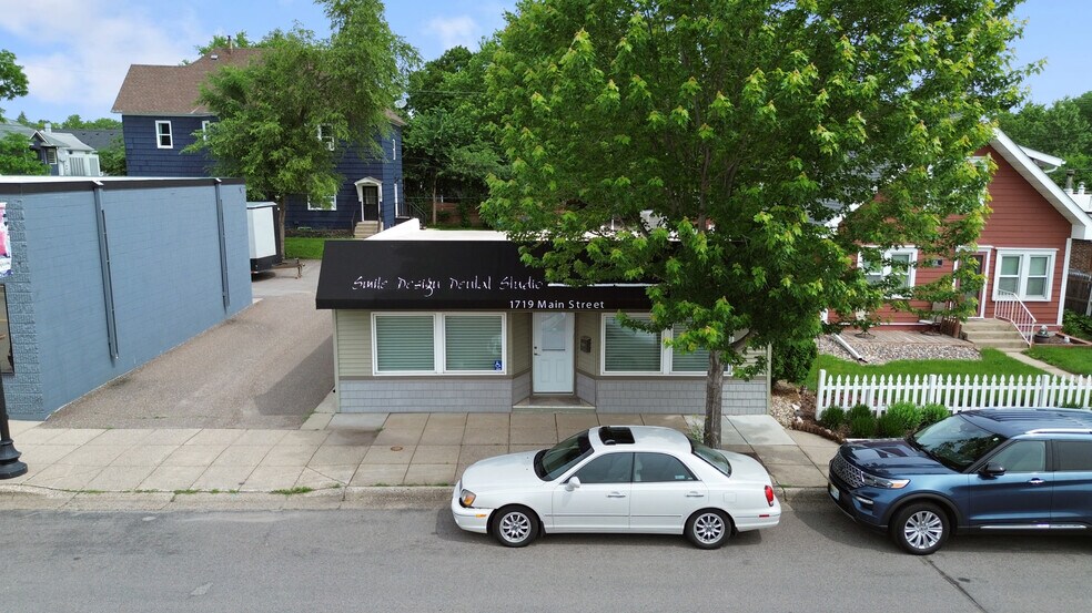 1719 Mainstreet, Hopkins, MN à vendre - Photo de l’immeuble – Image 2 sur 19