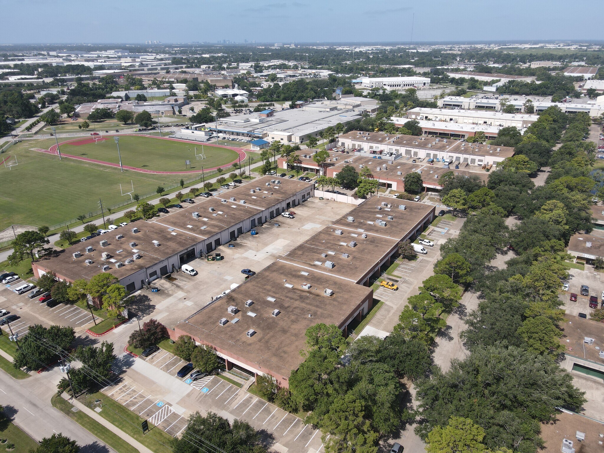 6001 Stonington St, Houston, TX à louer Photo de l’immeuble– Image 1 sur 9