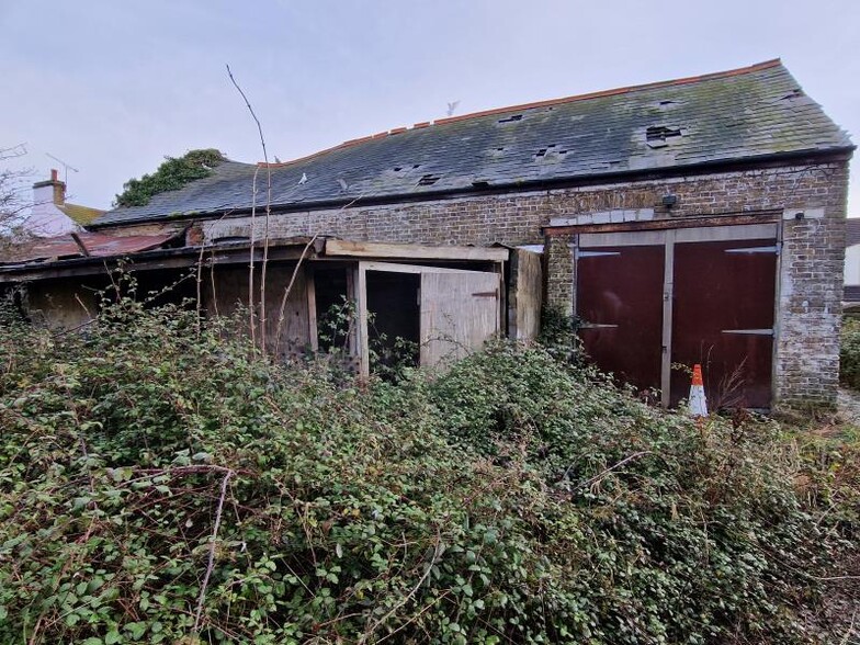 8 St. Johns Close, Great Wakering à vendre - Photo de l’immeuble – Image 2 sur 4