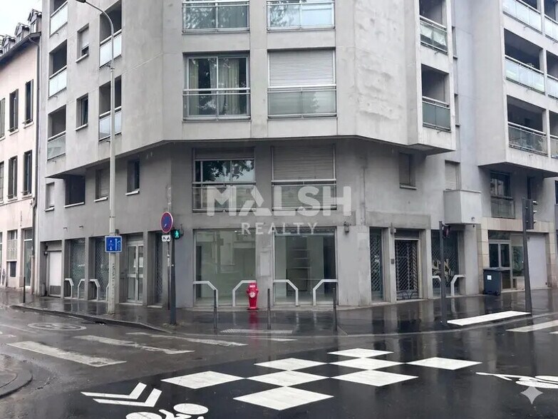 37 Rue De L'Universite, Lyon à louer - Photo de l’immeuble – Image 1 sur 5