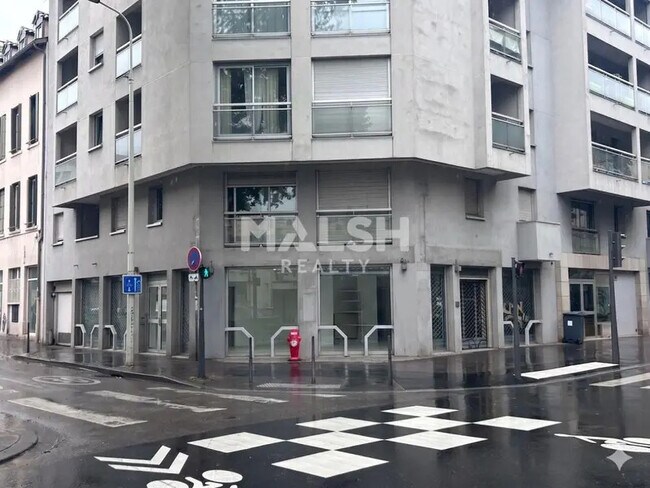 Plus de détails pour 37 Rue De L'Universite, Lyon - Local commercial à louer