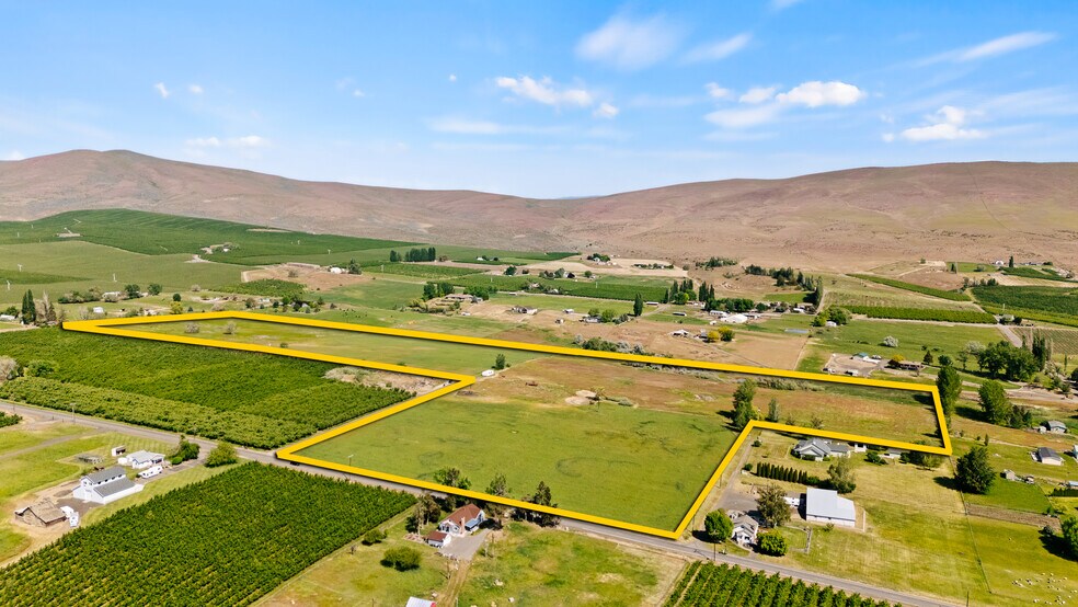 Tieton Drive, Yakima, WA à vendre - Photo principale – Image 1 sur 10