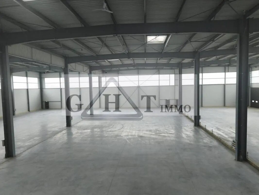 Bureau dans Torcy à louer Photo de l’immeuble– Image 1 sur 13