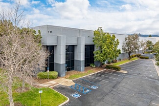Plus de détails pour 7551 Cherry Ave, Fontana, CA - Industriel/Logistique à louer