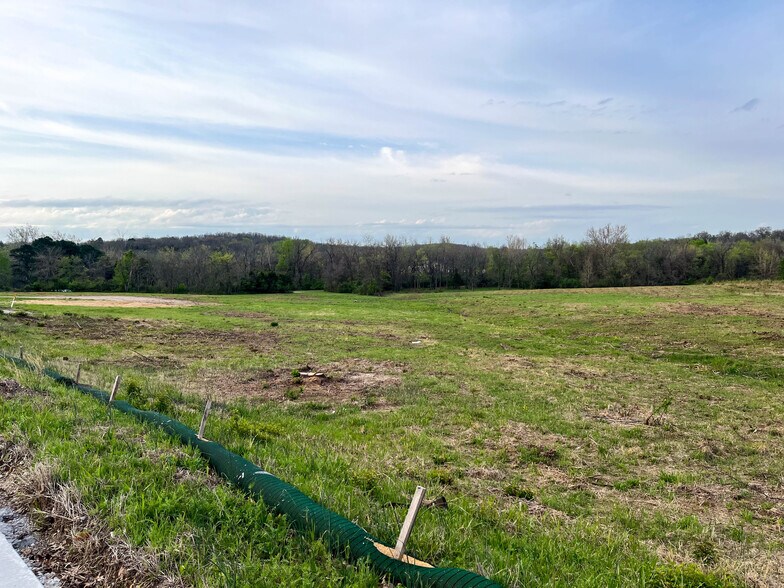 1702 & 1708 Hwy 72, Rolla, MO à vendre - Photo de l’immeuble – Image 2 sur 3