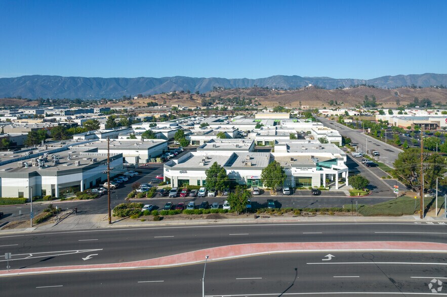 600 Central Ave, Lake Elsinore, CA à louer - Aérien – Image 3 sur 13