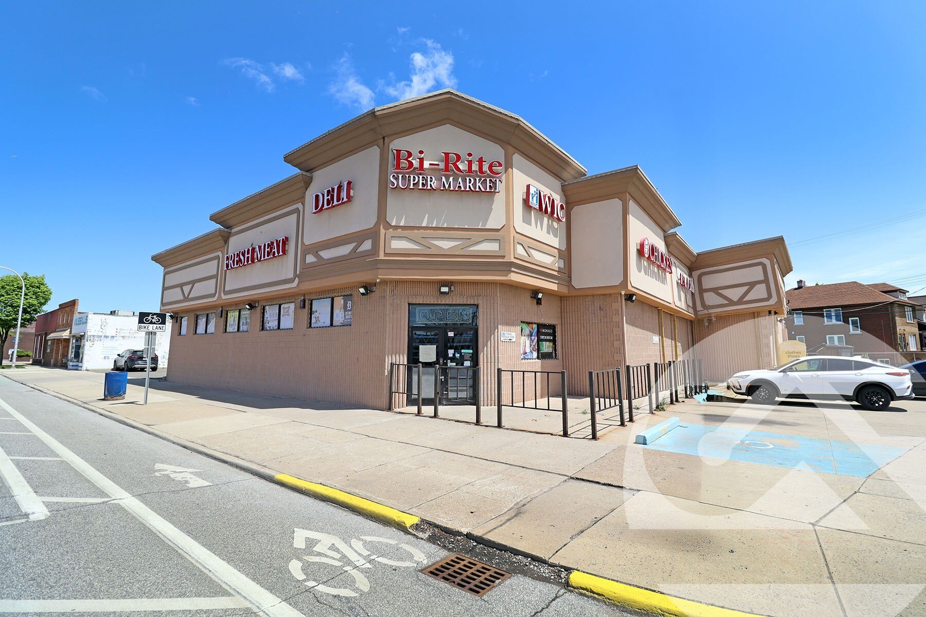 10867 W Jefferson Ave, River Rouge, MI à vendre Photo de l’immeuble– Image 1 sur 2