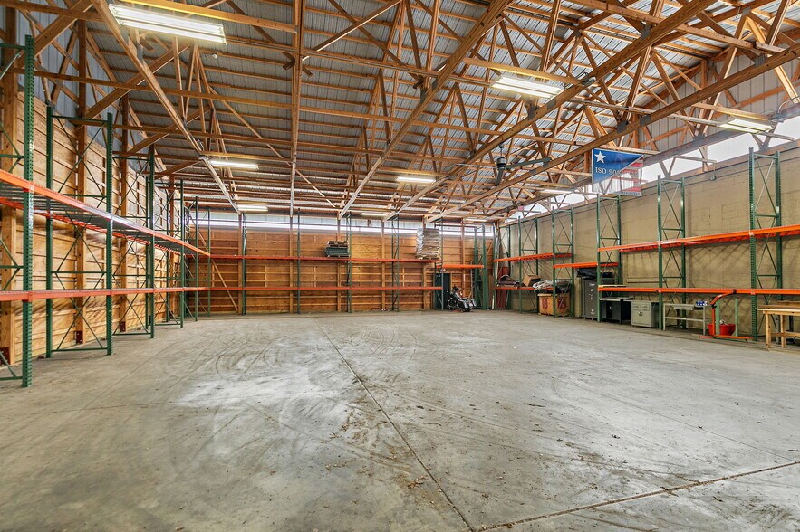 303 Elgin Ave, Elgin, IL à vendre - Photo de l’immeuble – Image 2 sur 40