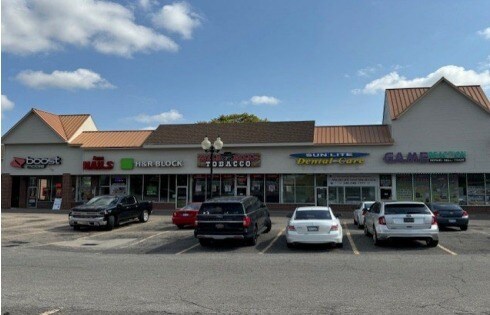 22900-22942 John R Rd, Hazel Park, MI à louer - Photo de l’immeuble – Image 3 sur 5