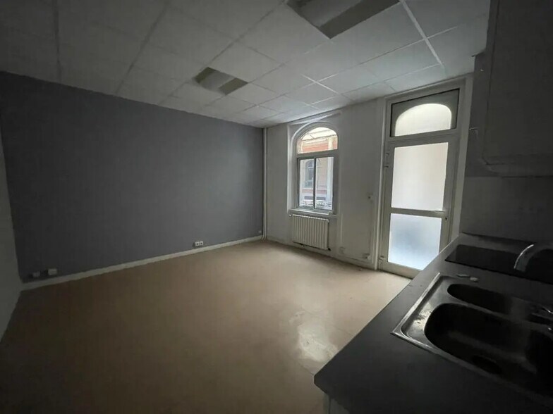 Bureau dans Paris à vendre - Photo de l’immeuble – Image 2 sur 5