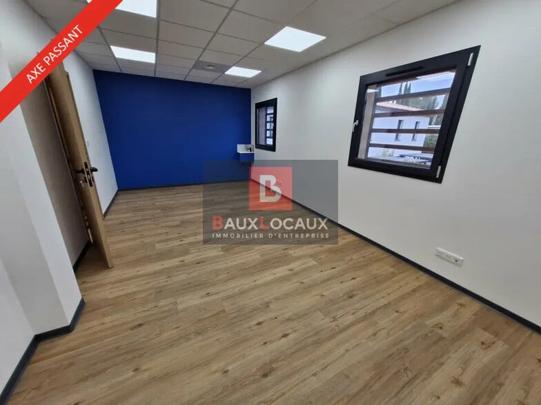 Bureau dans Éguilles à louer - Photo intérieure – Image 2 sur 11