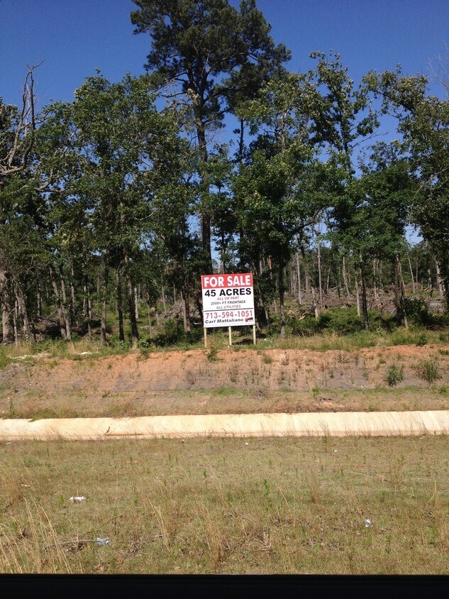 I-45 N Fwy, Conroe, TX à vendre Photo de l’immeuble– Image 1 sur 4