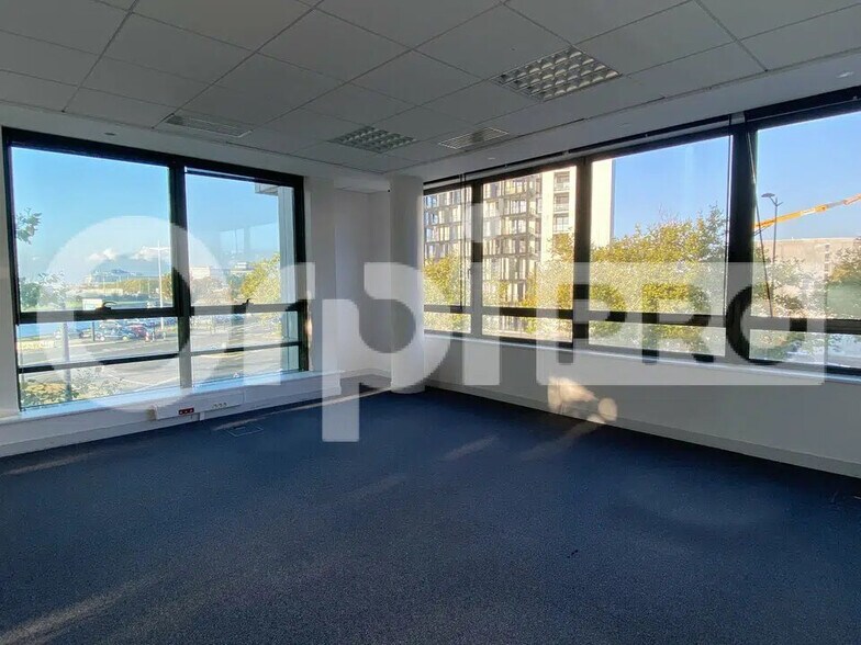 Bureau dans Le Havre à louer - Photo de l’immeuble – Image 2 sur 3