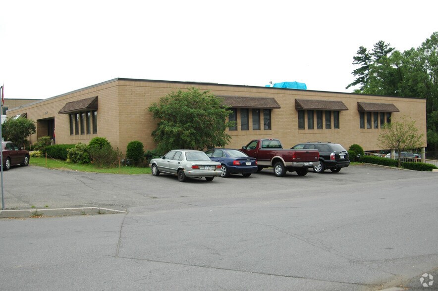 1524 Central Ave, Albany, NY à louer - Photo de l’immeuble – Image 2 sur 5