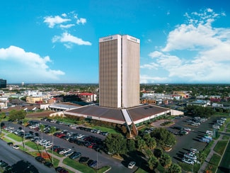 Plus de détails pour 200 S 10th St, McAllen, TX - Bureau à louer