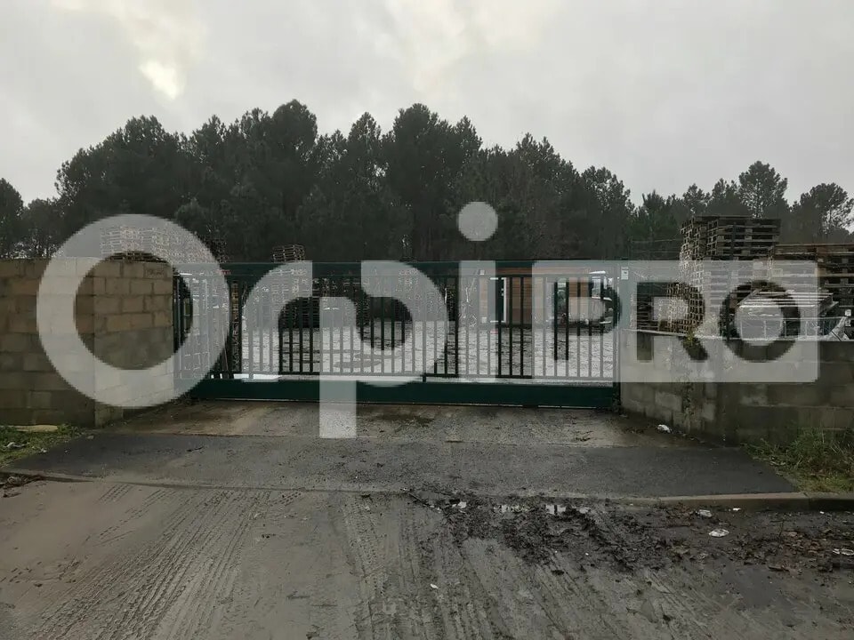  dans Saint-Jean-d'Illac à vendre Photo principale– Image 1 sur 1