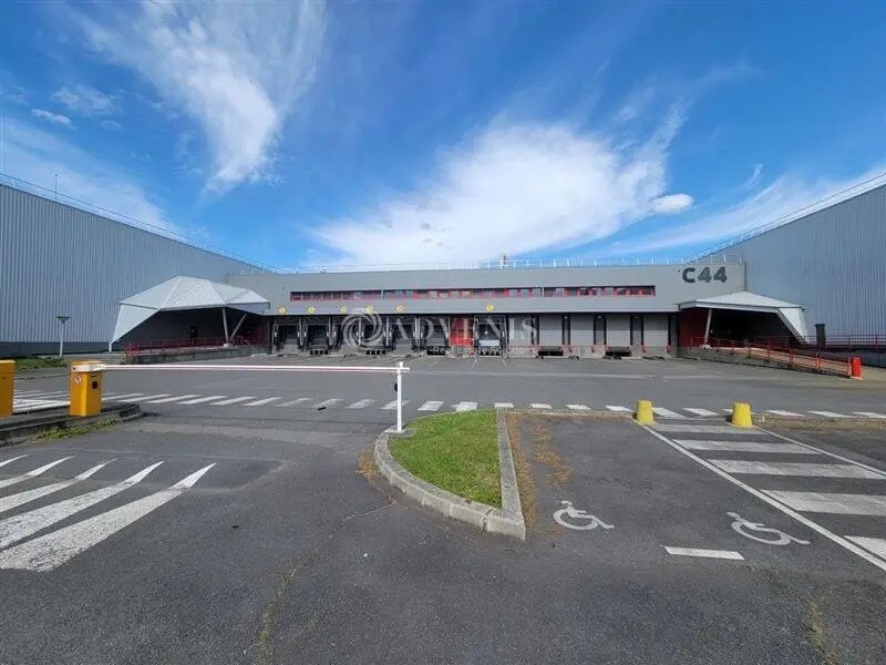 Industriel/Logistique dans Gennevilliers à louer Photo de l’immeuble– Image 1 sur 7