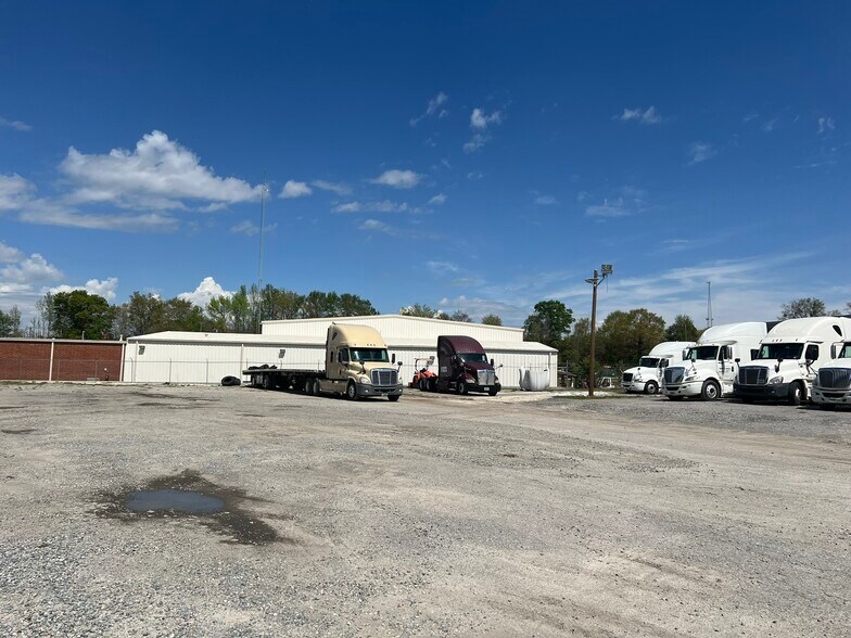 4700 Pio Nono Ave, Macon-Bibb, GA à louer - Photo de l’immeuble – Image 2 sur 14