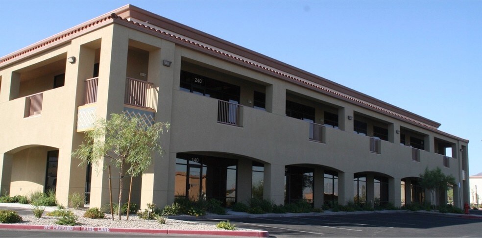 1410 E Lake Mead Pky, Henderson, NV à louer - Photo de l’immeuble – Image 3 sur 23