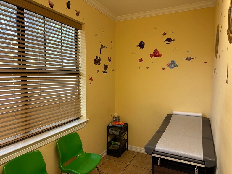 4502 Riverstone Blvd, Missouri City, TX à vendre - Photo de l’immeuble – Image 3 sur 19