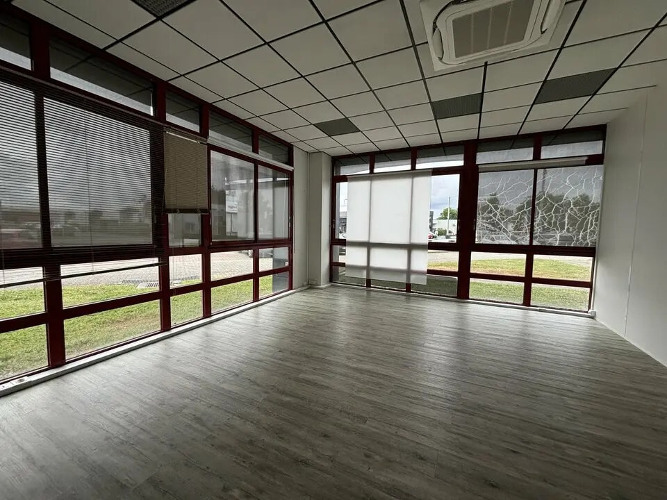 Bureau dans Mérignac à louer Photo de l’immeuble– Image 1 sur 6