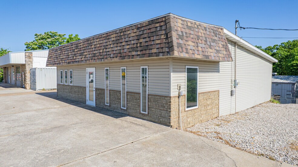 414 Highway 42, Osage Beach, MO à vendre - Photo de l’immeuble – Image 2 sur 44