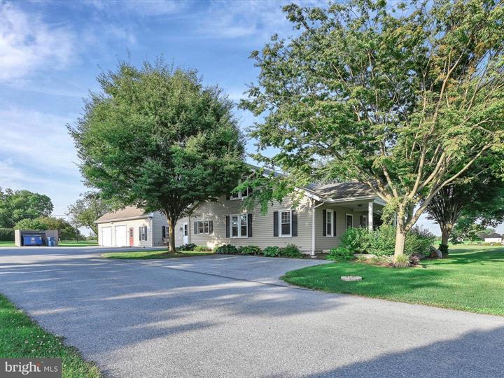 1175 E Main St, Mount Joy, PA à louer - Photo principale – Image 1 sur 14