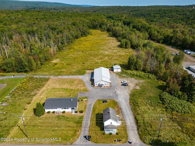 1523 Mount Cobb Rd, Jefferson Township, PA à louer - Photo de l’immeuble – Image 2 sur 17