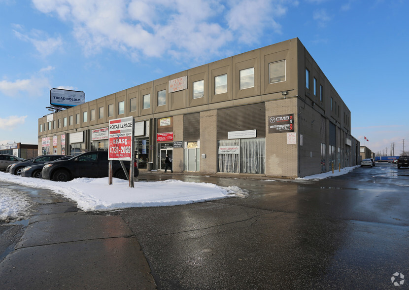 2500 Lawrence Ave E, Toronto, ON à louer - Photo principale – Image 1 sur 7