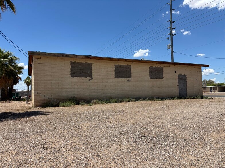 419 E Alsdorf Rd, Eloy, AZ à vendre - Photo de l’immeuble – Image 2 sur 8
