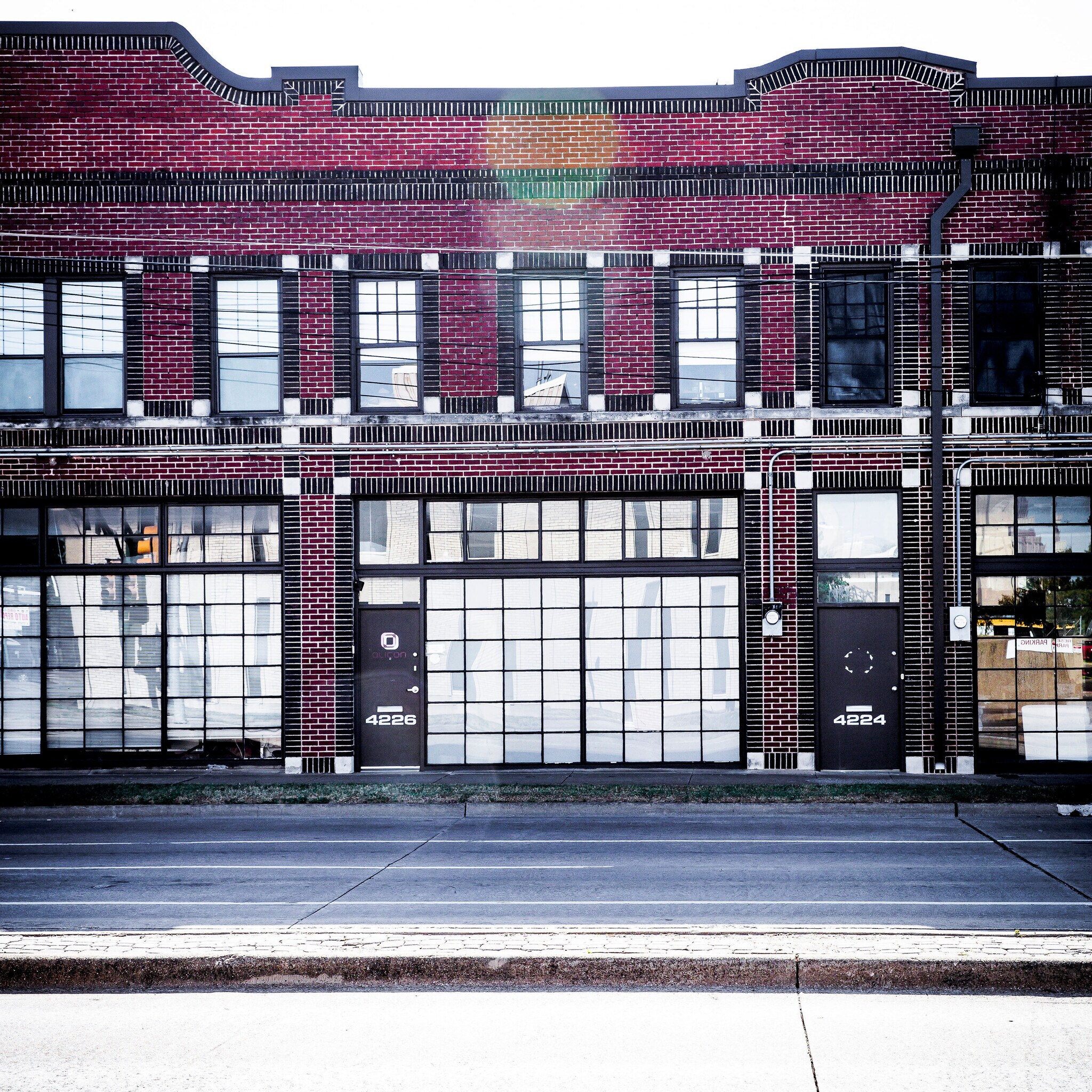 4216-4230 Main St, Dallas, TX à louer Photo de l’immeuble– Image 1 sur 9