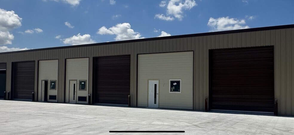 9353 Mammoth Ave, Baton Rouge, LA à louer - Photo de l’immeuble – Image 3 sur 6