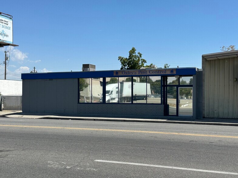 915 34th St, Bakersfield, CA à louer - Photo de l’immeuble – Image 2 sur 4