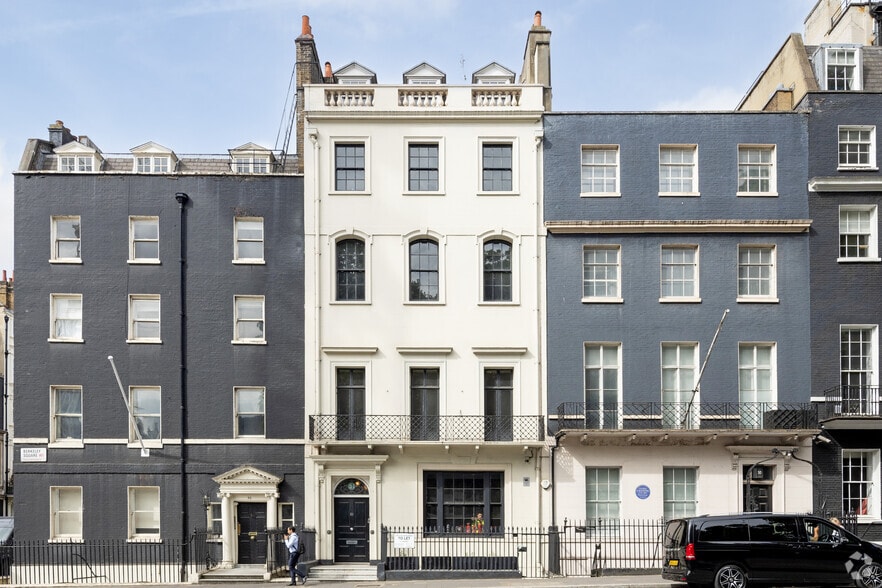 51 Berkeley Sq, Londres à louer - Photo principale – Image 2 sur 7