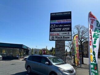 Plus de détails pour 2929 SE Powell Blvd, Portland, OR - Local commercial, Local d'activités à louer