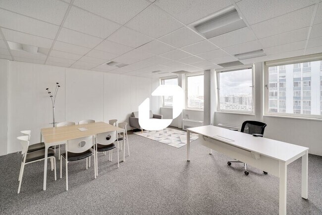 Plus de détails pour Bureau à louer