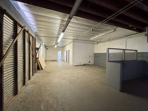 141 N Dillon Ave, San Jacinto, CA à louer Photo intérieure– Image 2 sur 7