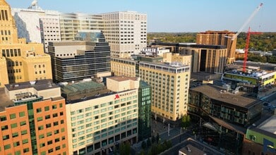 7 SW 1st Ave SW, Rochester, MN à louer - Vidéo sur l’annonce professionnelle 