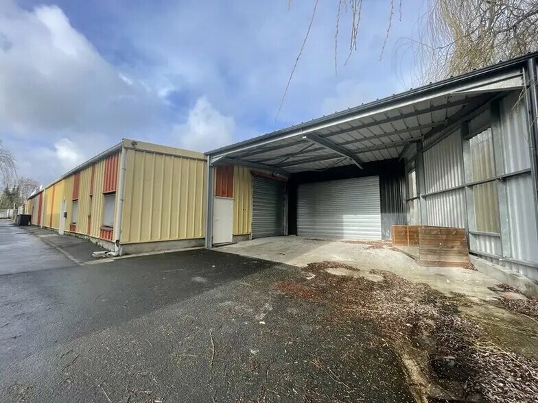 Industriel/Logistique dans La Chapelle-sur-Erdre à louer - Photo de l’immeuble – Image 1 sur 7