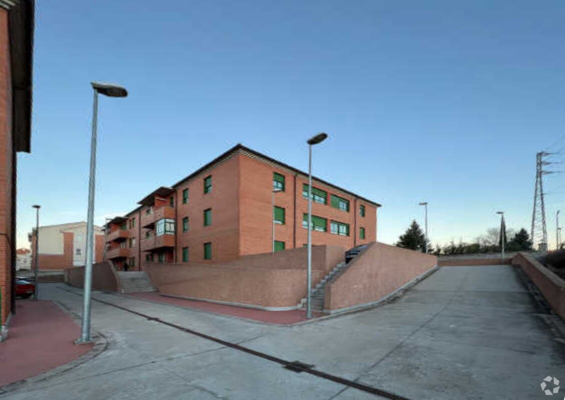 Immeuble residentiel dans La Lastrilla, Segovia à vendre Photo intérieure– Image 1 sur 2