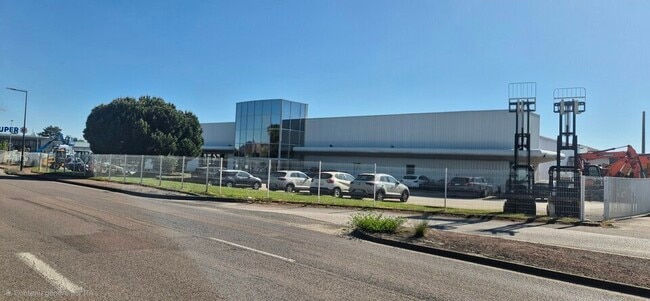 Plus de détails pour 8 Route Nationale, Brochon - Industriel/Logistique à louer