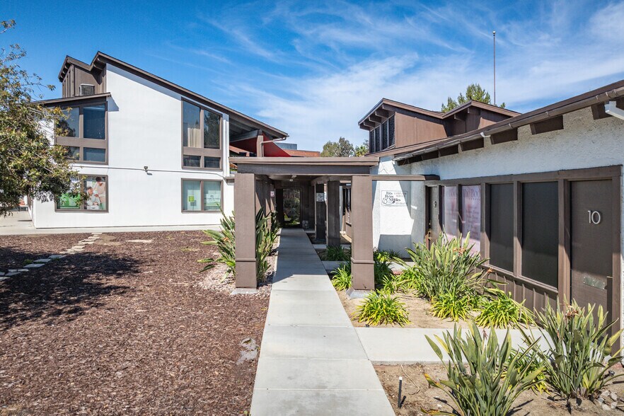 27780 Jefferson Ave, Temecula, CA à louer - Photo de l’immeuble – Image 3 sur 4