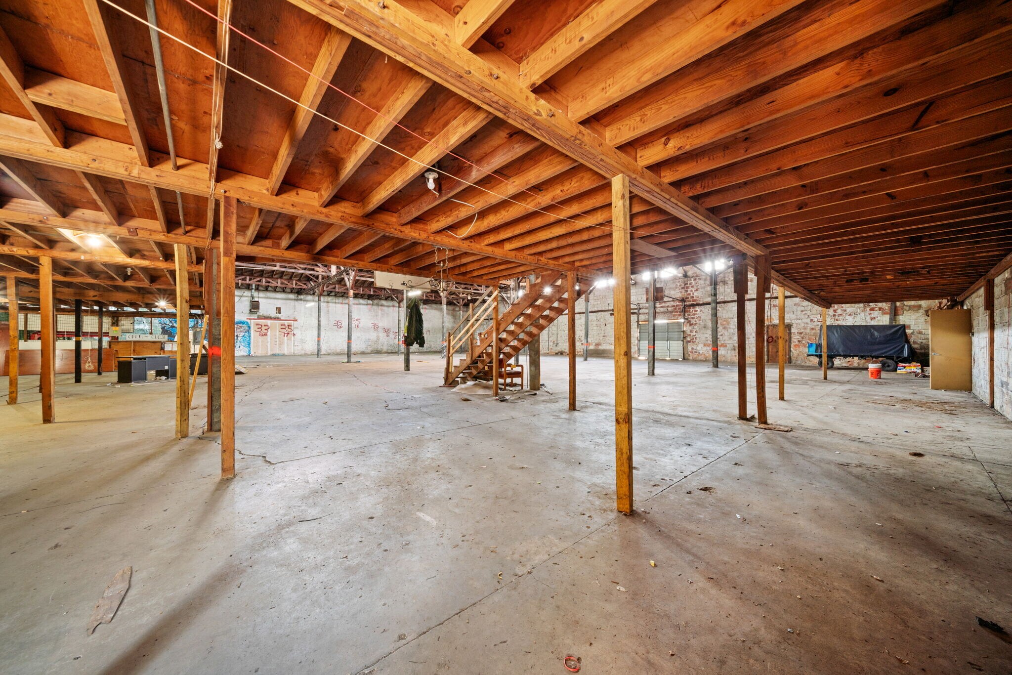 200 Seguin St, San Antonio, TX à louer Photo de l’immeuble– Image 1 sur 14