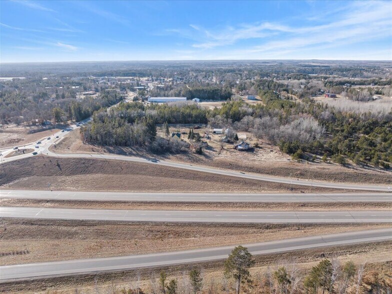 Berquist & Main Street County 11, Pequot Lakes, MN à vendre - Photo de l’immeuble – Image 2 sur 5