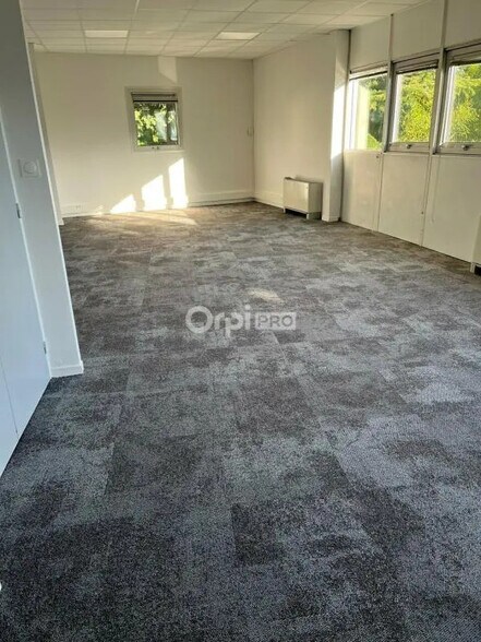 Bureau dans Pau à louer - Photo intérieure – Image 2 sur 9