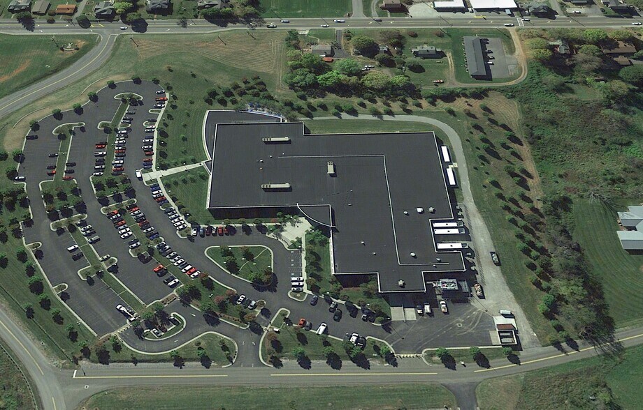 201 Technology Park Dr, Lebanon, VA à louer - Photo principale – Image 1 sur 7